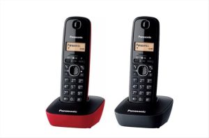 Panasonic+KX-TG1611+Wireless+Phone+Black-Red+BUDLE+%282+PIECES%29